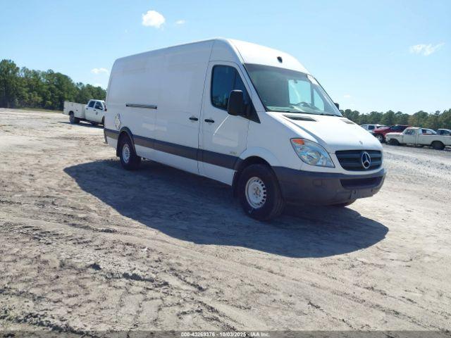  Salvage Mercedes-Benz Sprinter 2500