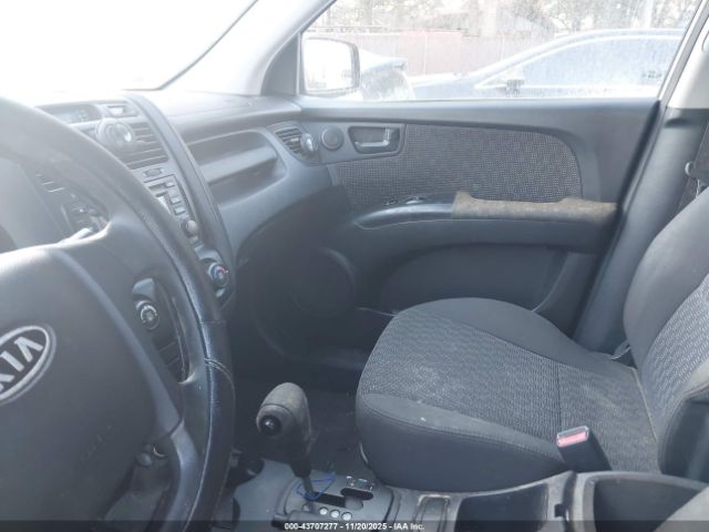 Kia Sportage Lx Image 6