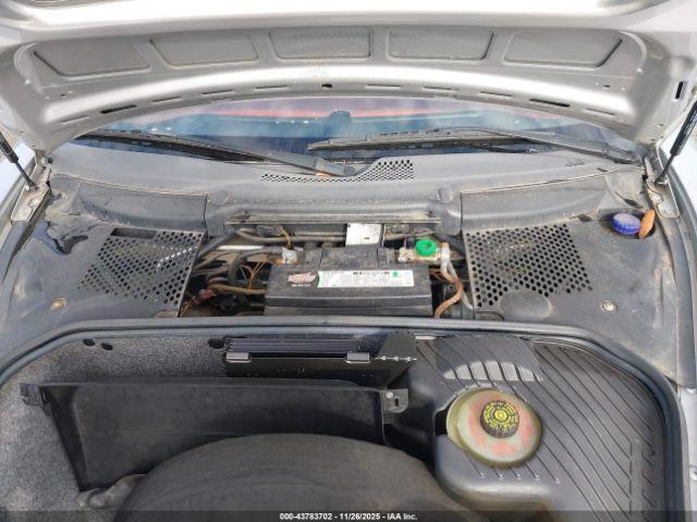 Porsche Boxster Image 11