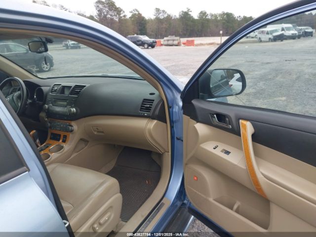 Toyota Highlander Limited Image 3