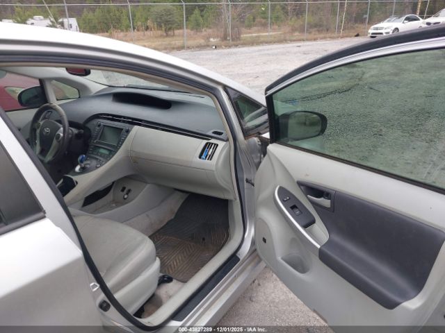 Toyota Prius Iv Image 3