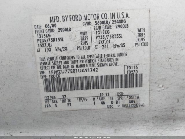 Ford Explorer Image 11