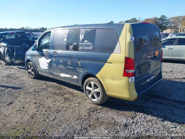 Mercedes-Benz Metris Image 8