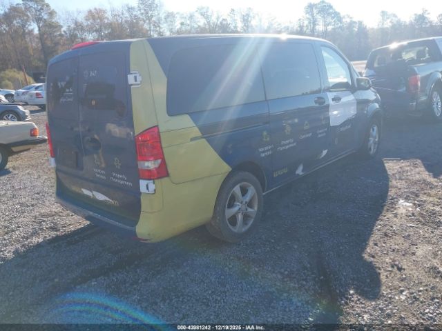 Mercedes-Benz Metris Image 4