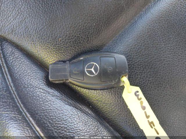 Mercedes-Benz Metris Image 10