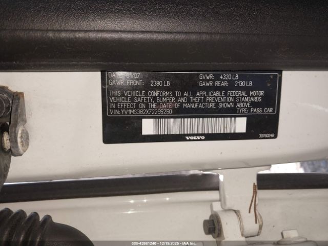 Volvo S40 2.4i Image 5