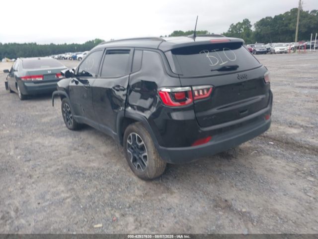 Jeep Compass Upland Edition 4x4 Image 8