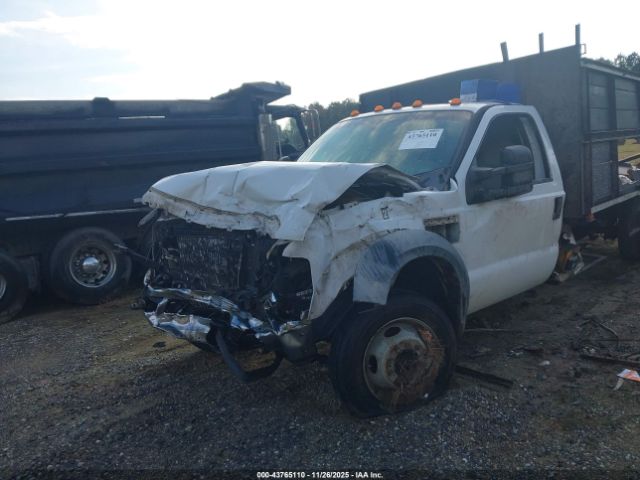 Ford F-550 Super Duty Image 14