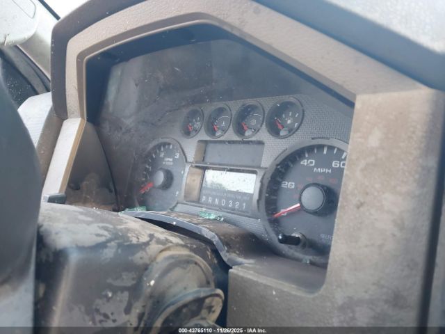 Ford F-550 Super Duty Image 3