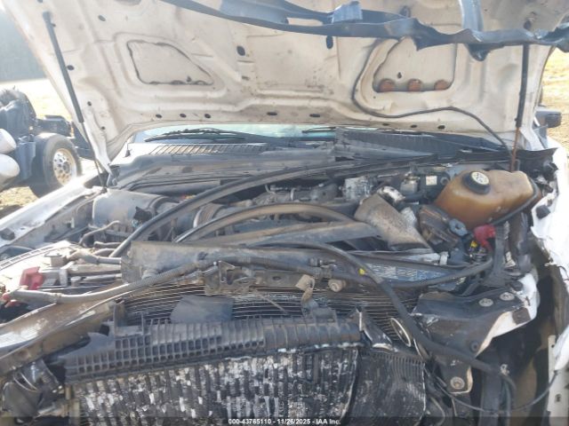 Ford F-550 Super Duty Image 15