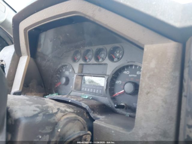 Ford F-550 Super Duty Image 2