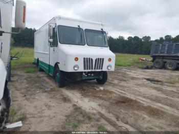  Salvage Freightliner Chassis