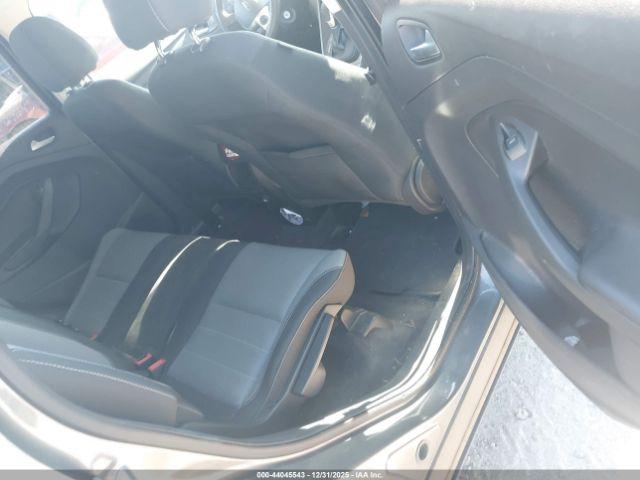 Ford Escape Se Image 11