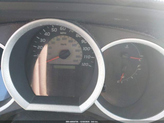 Toyota Tacoma Image 4