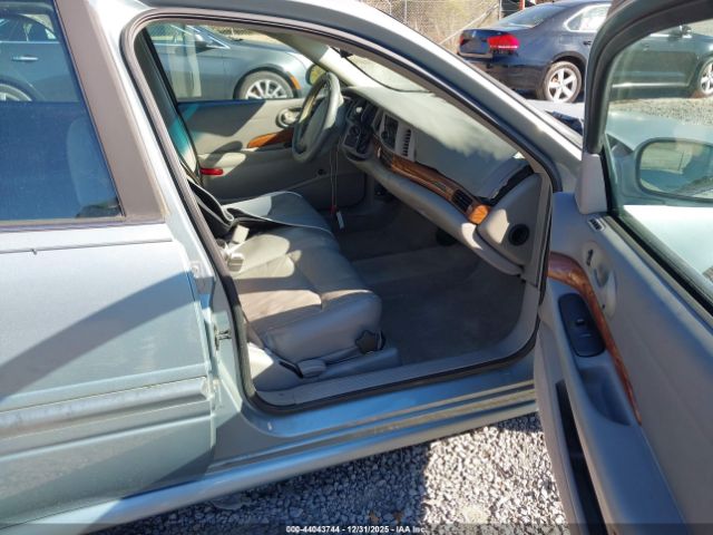 Buick LeSabre Custom Image 9