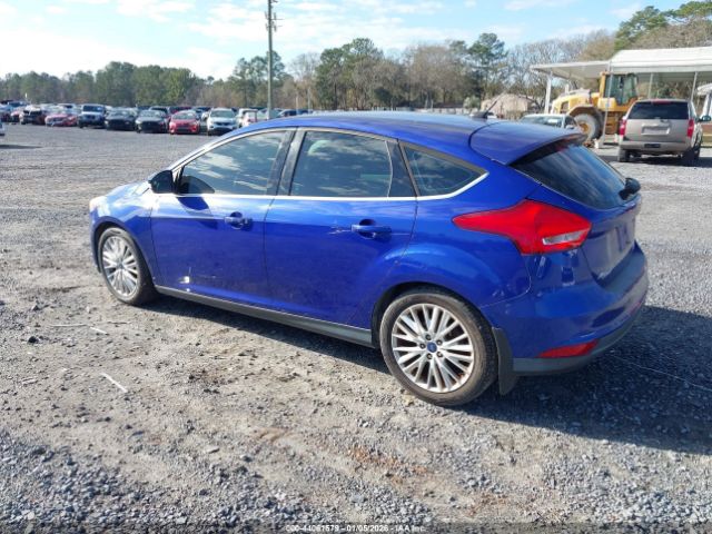 Ford Focus Titanium Image 11