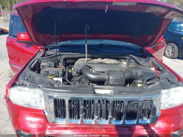 Jeep Grand Cherokee Laredo Image 2