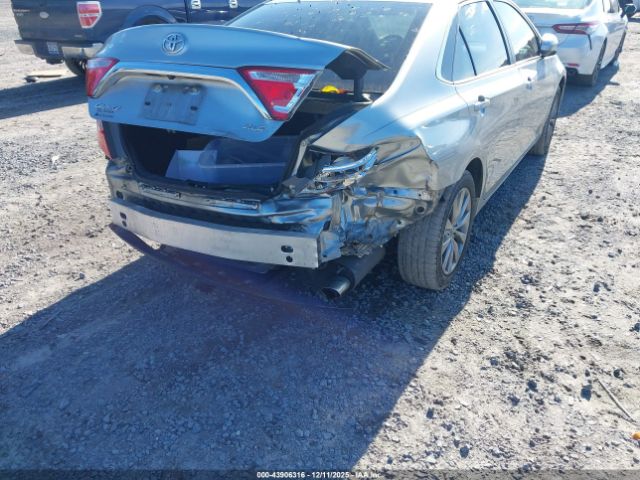 Toyota Camry Xle Image 5