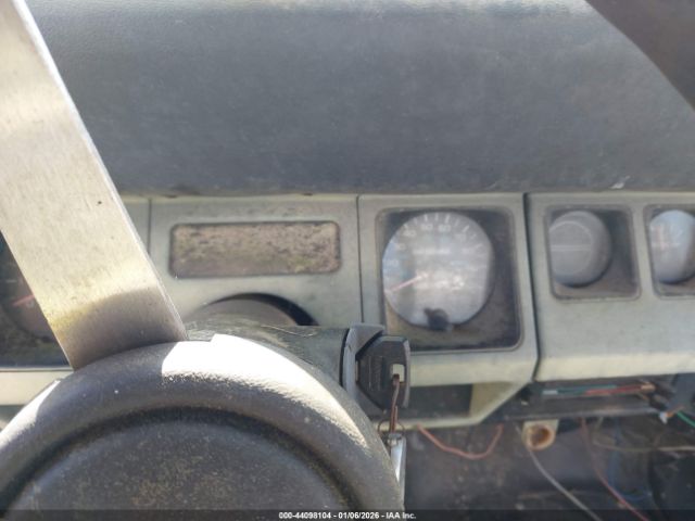 Jeep Wrangler S Image 7