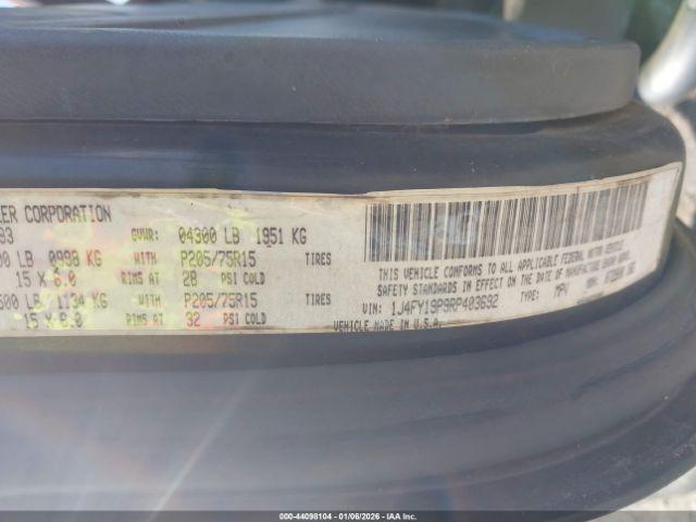 Jeep Wrangler S Image 4