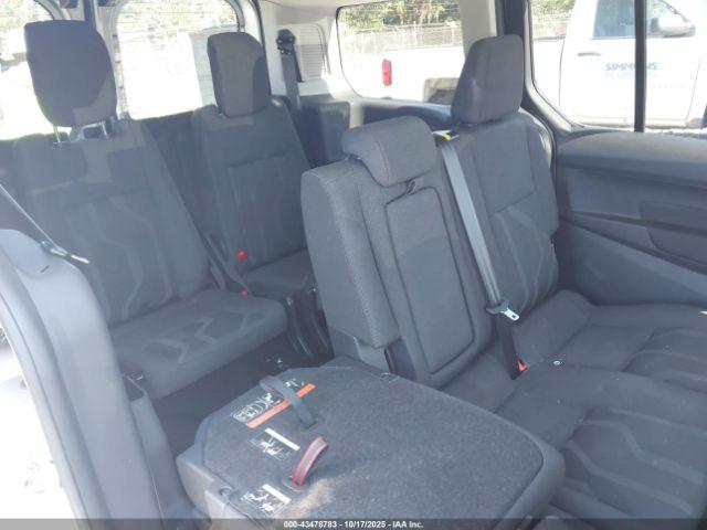 Ford Transit Xlt Image 10