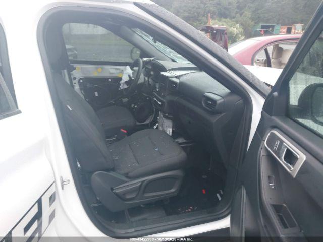 Ford Police Interceptor Image 16