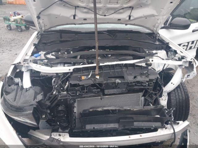 Ford Police Interceptor Image 6