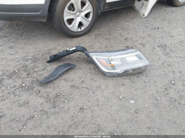 Ford Police Interceptor Image 12