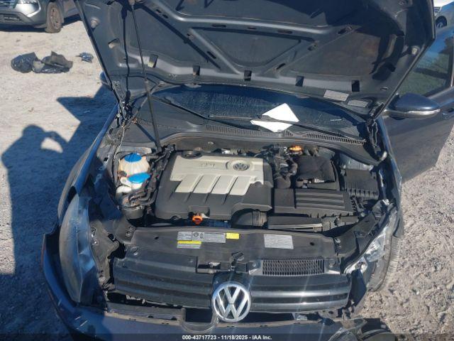 Volkswagen Golf Tdi 4-door Image 7