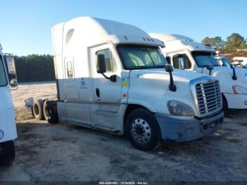  Salvage Freightliner Cascadia 125