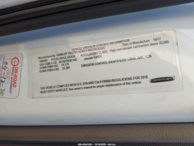 Freightliner Cascadia 125 Image 8