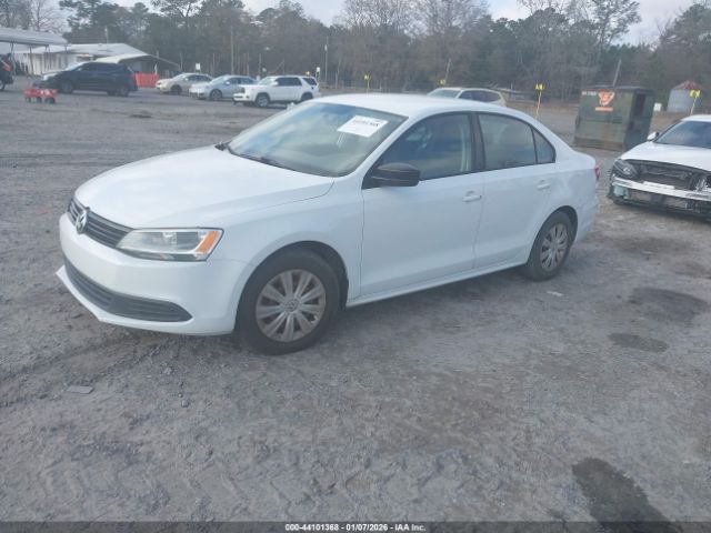 Volkswagen Jetta 2.0l S Image 2