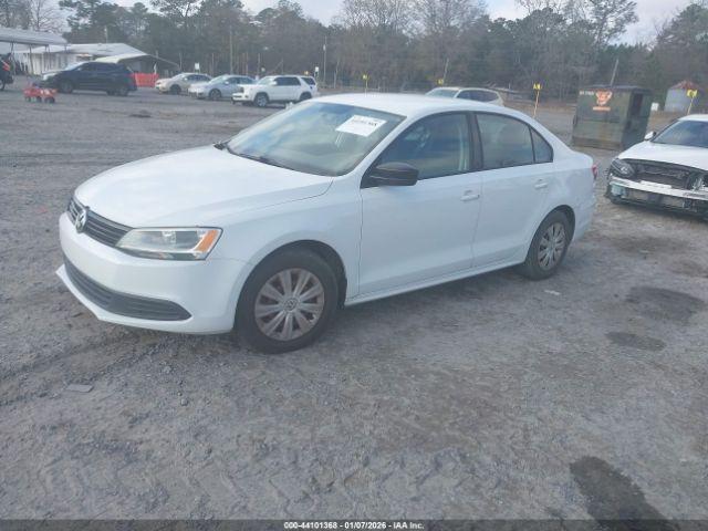 Volkswagen Jetta 2.0l S Image 2