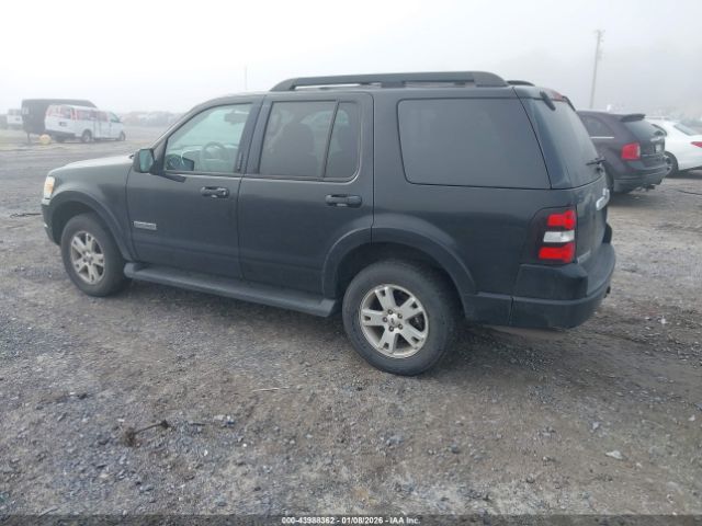 Ford Explorer Xlt Image 4