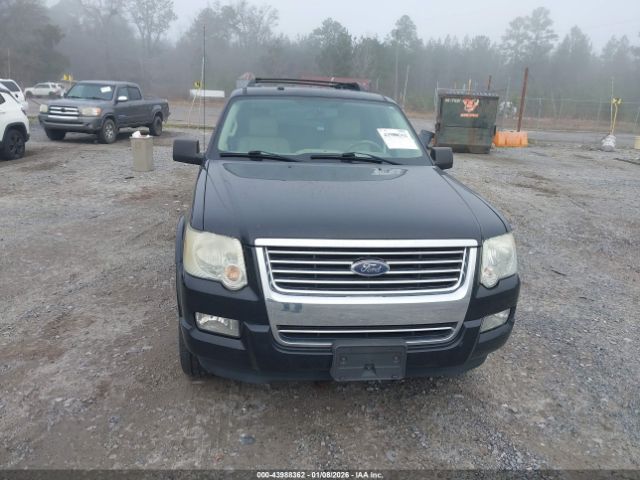 Ford Explorer Xlt Image 5