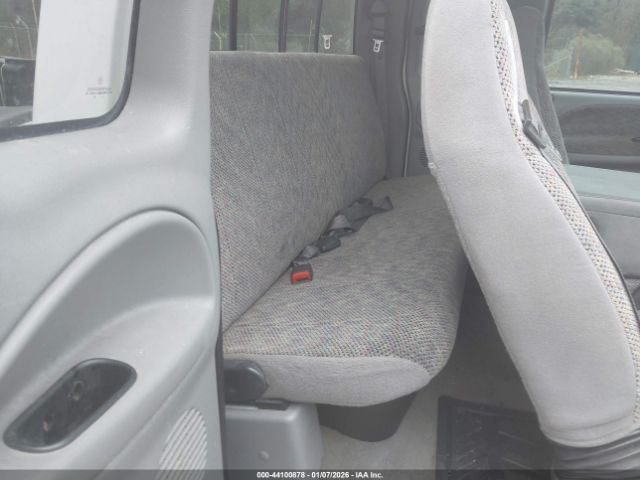 Dodge Ram 1500 St Image 12