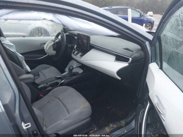 Toyota Corolla Se Image 19