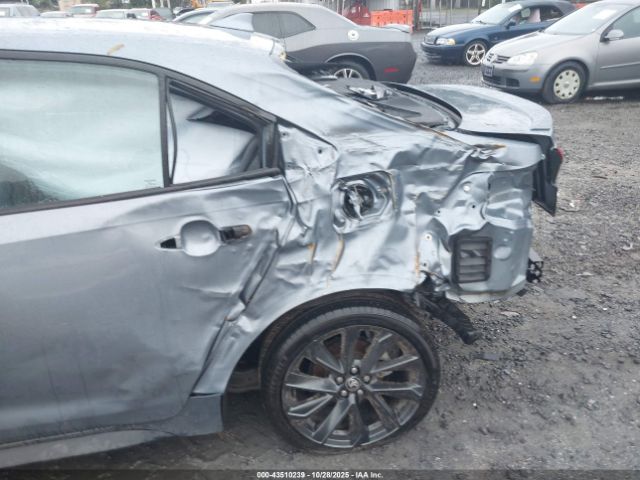 Toyota Corolla Se Image 14