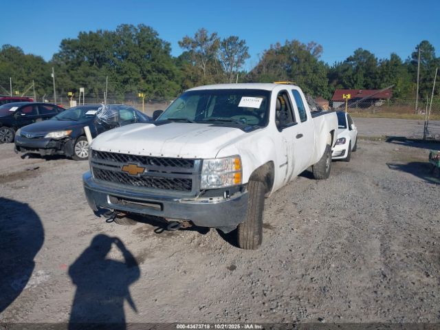 Chevrolet Silverado 2500 Work Truck Image 11