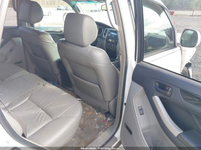 Toyota 4Runner Limited V6 Image 5