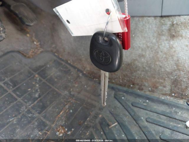 Toyota 4Runner Limited V6 Image 3