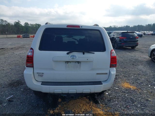 Toyota 4Runner Limited V6 Image 11