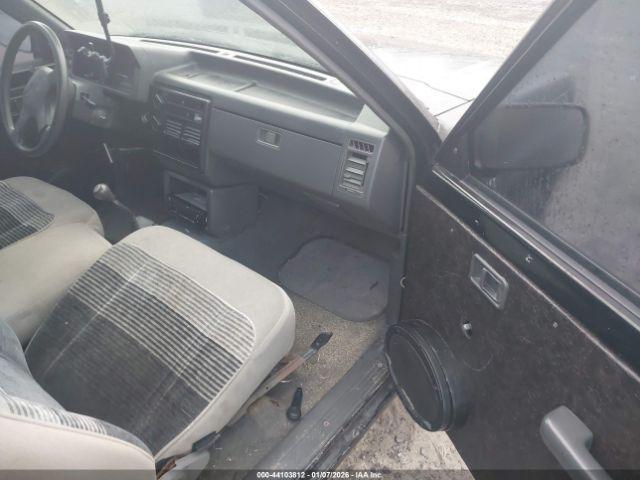 Mazda B Series Long Bed Image 7