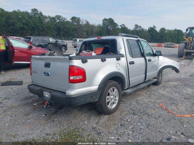 Ford Explorer Xlt Image 6