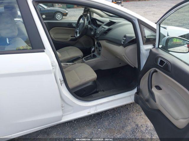 Ford Fiesta Se Image 9