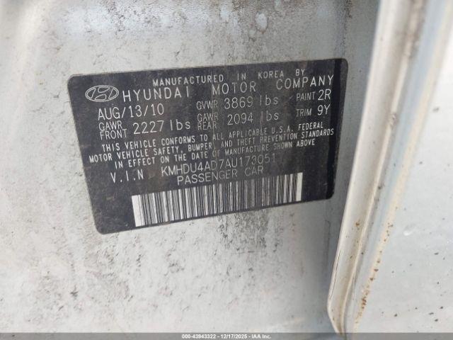 Hyundai ELANTRA Blue Image 7