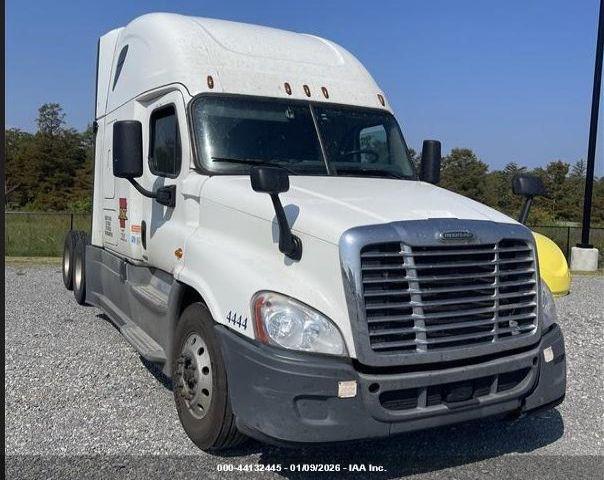  Salvage Freightliner Cascadia 125