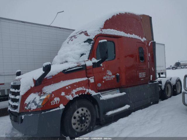 Freightliner New Cascadia 126 Image 14