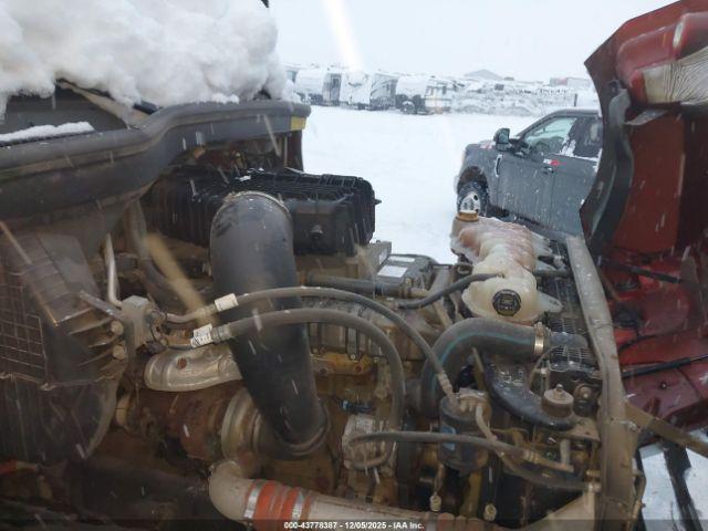 Freightliner New Cascadia 126 Image 5